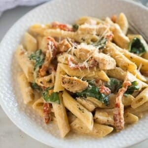 Instant pot tuscan chicken pasta