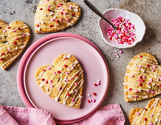 Heart-shaped apple hand pies