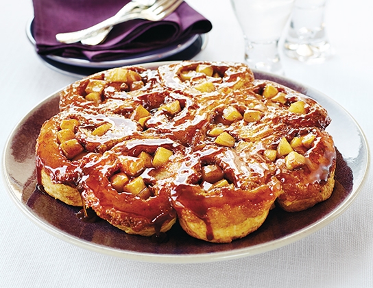 Easy maple cinnamon buns with apple filling