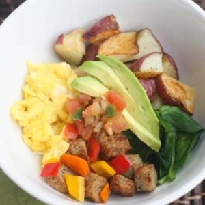 Egg and sausage brinner bowls