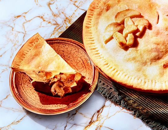 Country-style mushroom pie