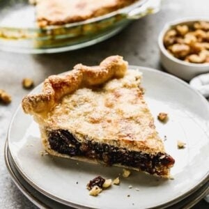 Raisin pie