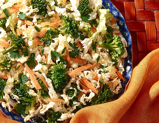 Asian coleslaw with broccoli