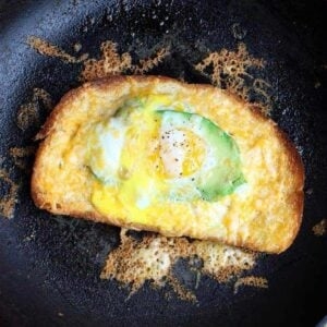 Avocado and egg in a hole