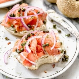 Lox bagel