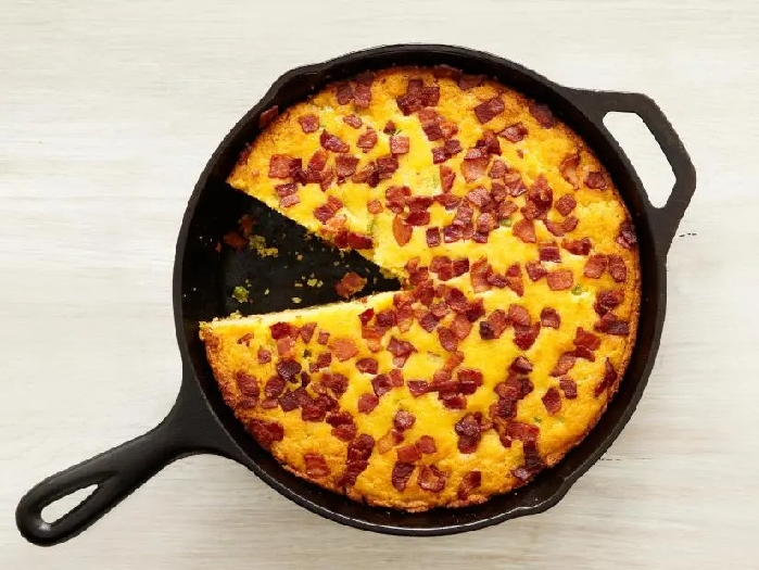 Jalapeno-bacon skillet cornbread recipe