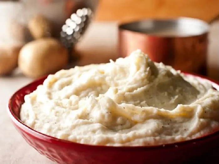 Ultra creamy mashed potatoes recipe | food network