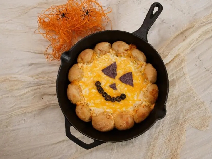Jack-o'-lantern onion dip recipe