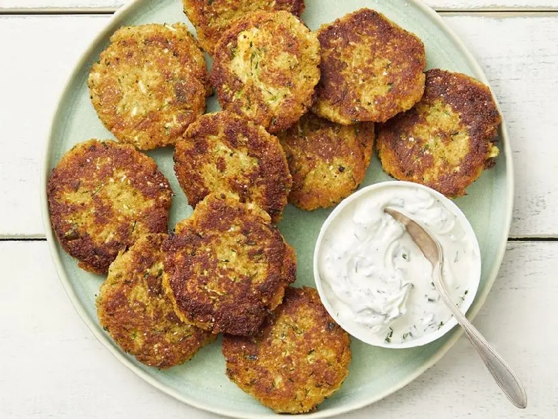 Zucchini cakes with herb sour cream recipe