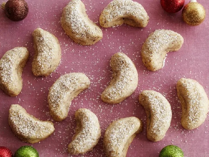 Vanilla crescents recipe