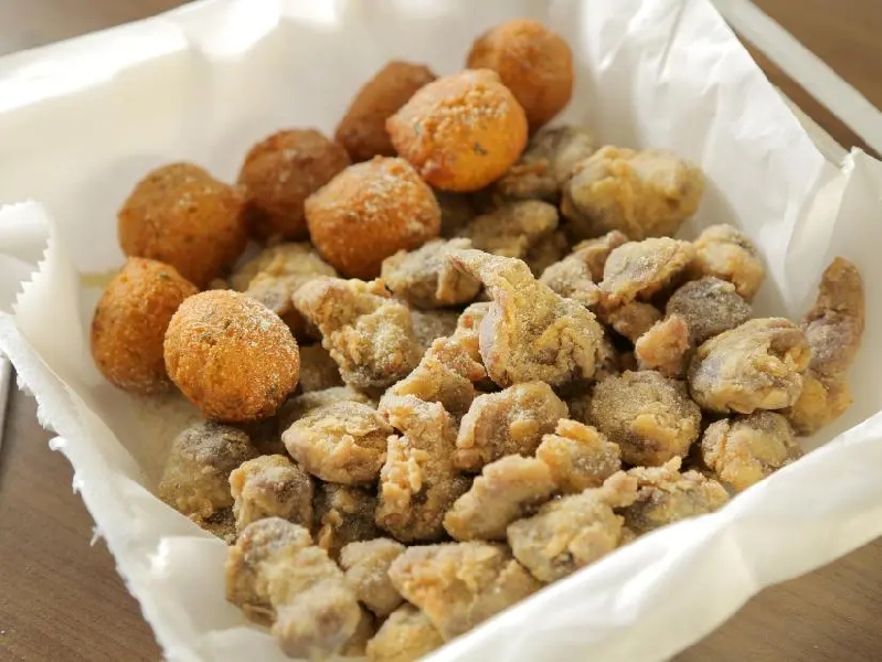Eastside fish fry's famous chicken gizzards recipe