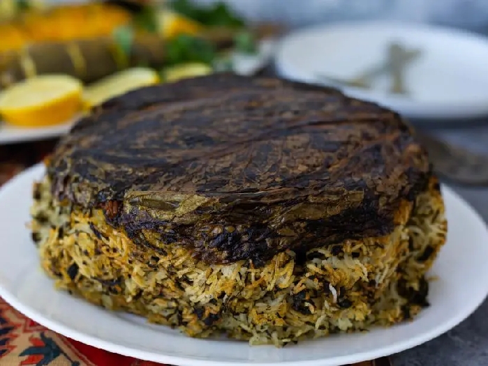 Sabzi polo with lettuce tahdig recipe