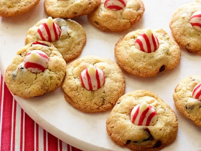 Macadamia-almond christmas cookies recipe