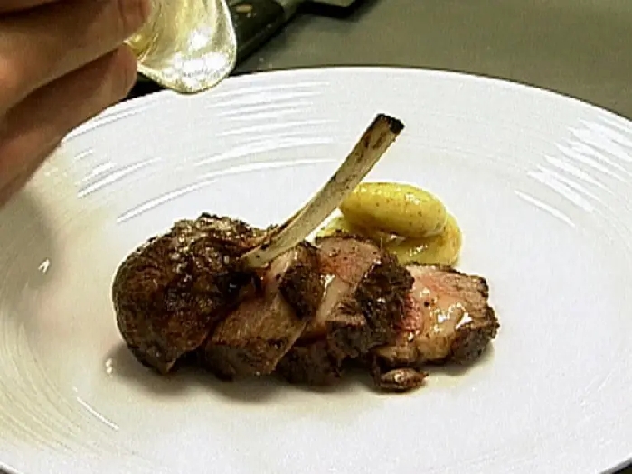 Rack of lamb with rosemary roasted potatoes and shallot vinaigrette recipe