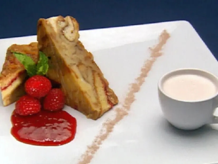 Queen's bread pudding with cold fruit "soup" recipe