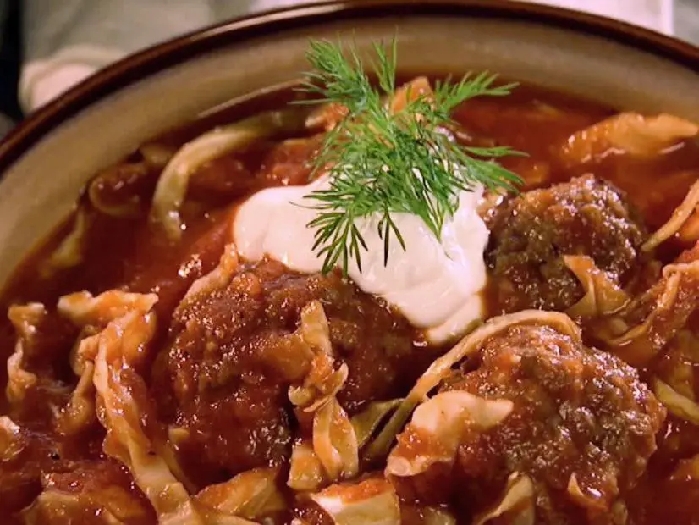 Un-stuffed cabbage soup recipe