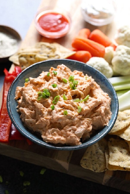 Crockpot buffalo chicken dip