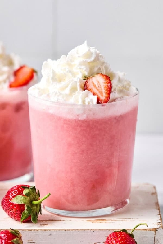 Easy strawberries and cream cocktail