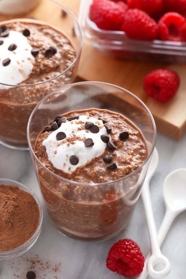 Quick mocha overnight oats