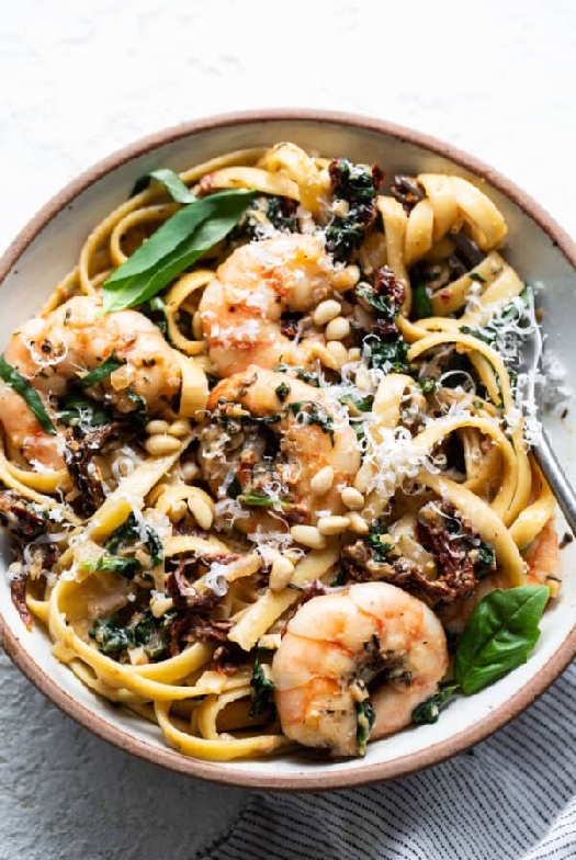 Tuscan shrimp linguini
