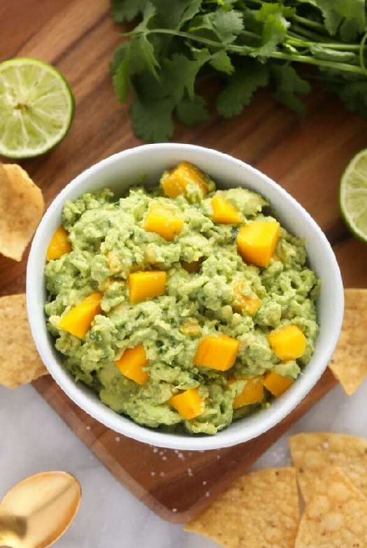 Mango guacamole