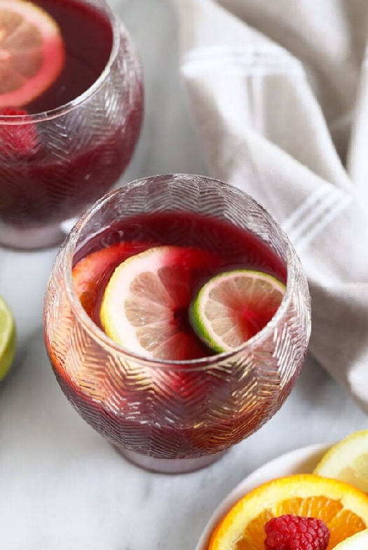 Easy red wine sangria