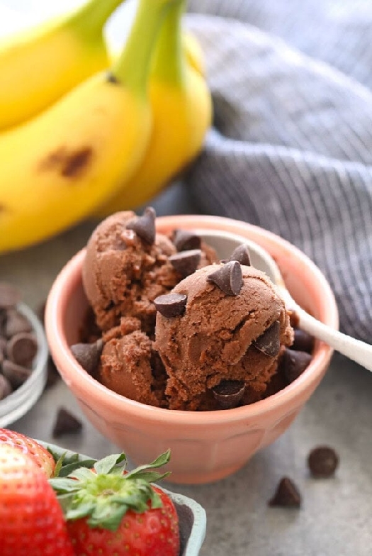 Healthy chocolate nice cream