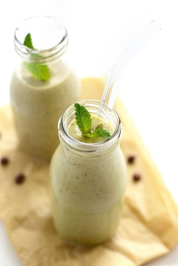 Minty avocado banana smoothie