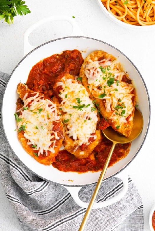 Baked chicken parmesan