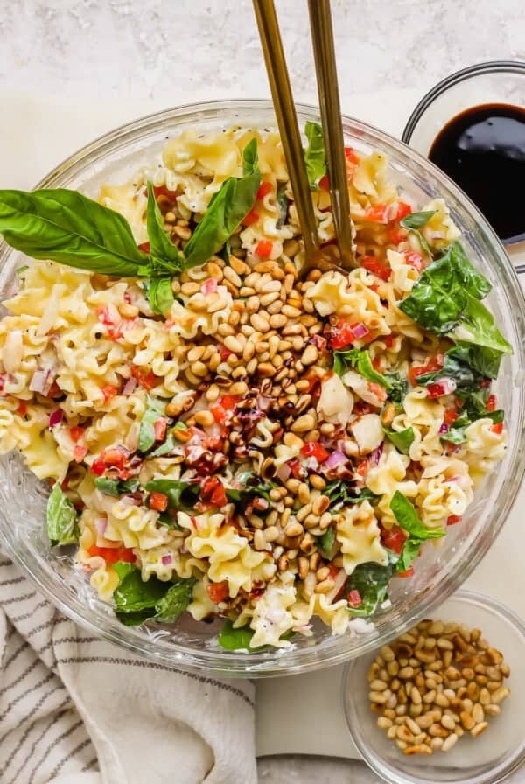 Creamy cottage cheese pasta salad