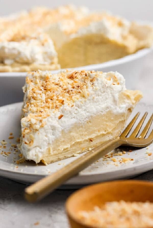 Coconut cream pie