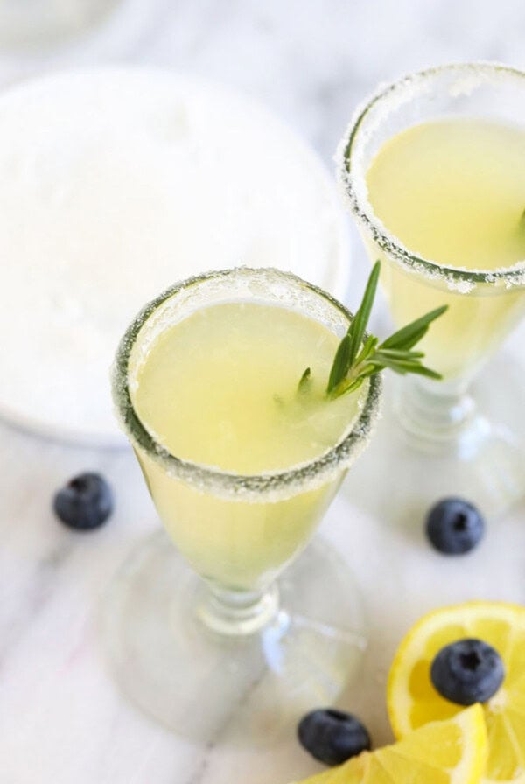 Lemon drop martini