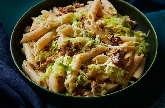 Mustardy leek & sausage pasta