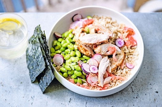 Miso chicken & grapefruit brown rice bowl