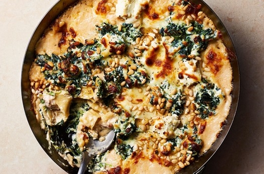 Cheesy chicken & spinach pasta bake
