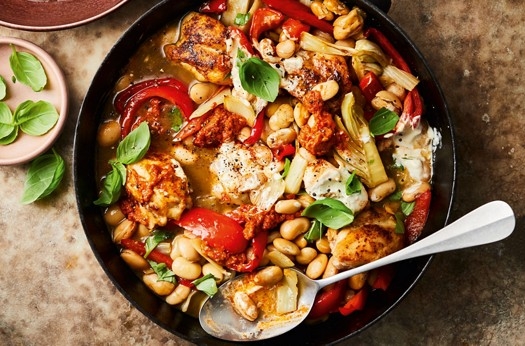 Chicken, butterbean & red pesto bake