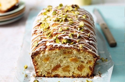 Apricot & yoghurt loaf cake