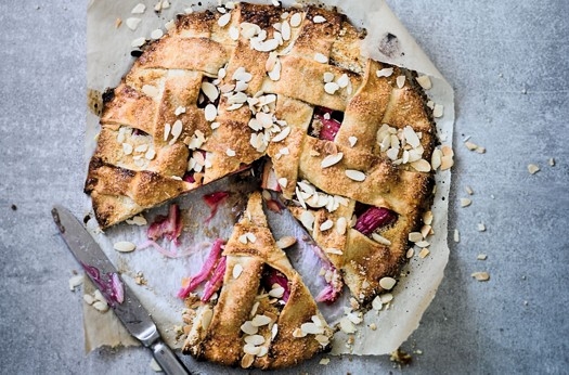 Rhubarb, almond & vanilla galette tart