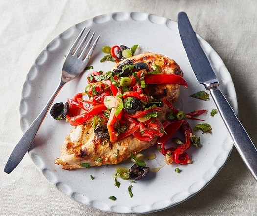 Chargrilled pepper salad with spiced chicken