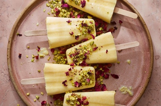 Mango yogurt lollies