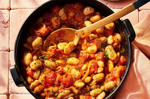 Butter beans with wine, tomatoes, anchovies & dill