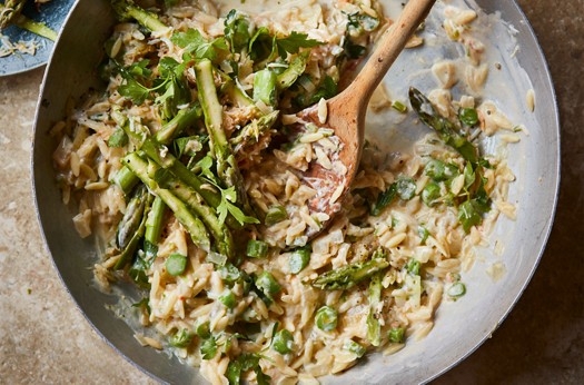 Creamy one-pan crab orzo