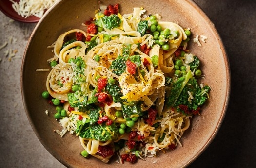 Pea & savoy cabbage fettuccine with chorizo crumbs