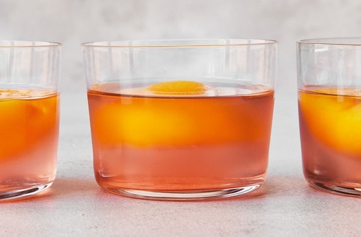 Nectarines in rosé jelly