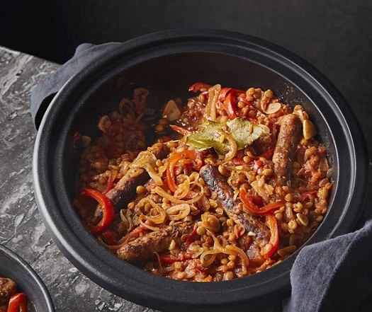 Sausage, shallot & lentil one-pot