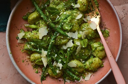 Green bean & pea pesto gnocchi