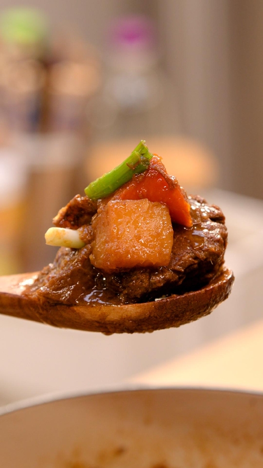Korean braised short rib: galbi-jjim