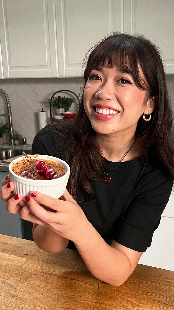 Crème brûlée with cranberry tanghulu and compote