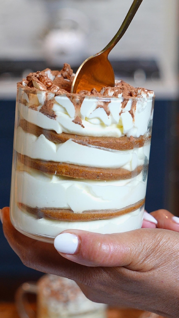 Eggnog gingerbread tiramisu mugs