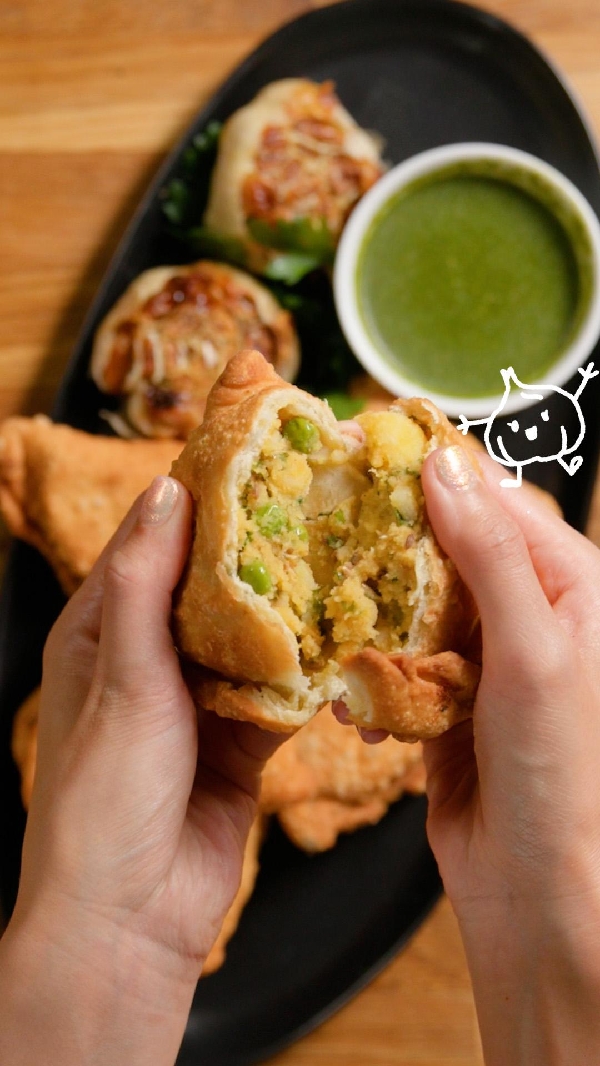 50-garlic clove potato samosas